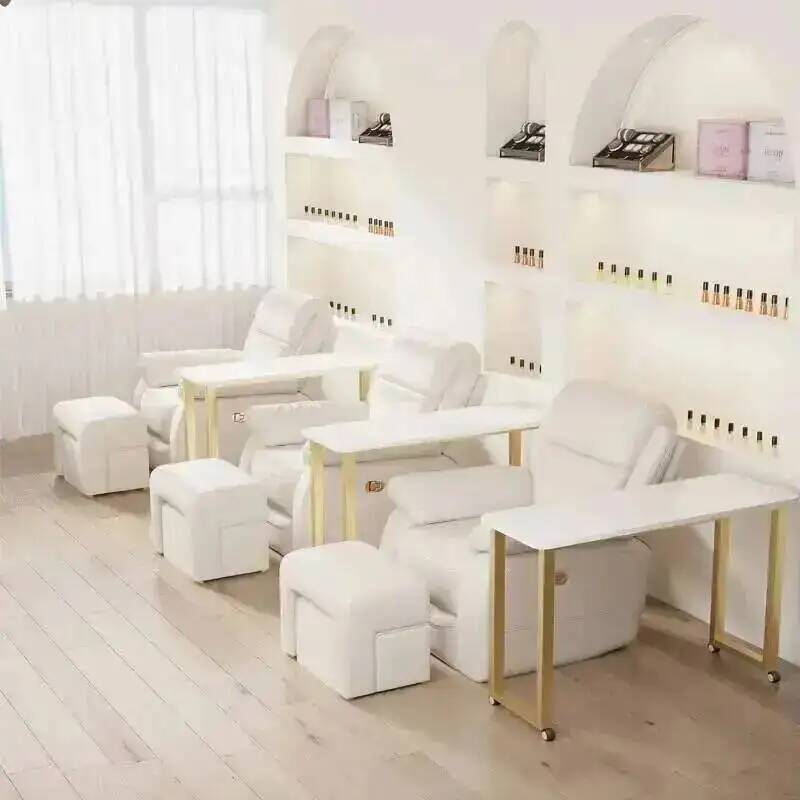 Perfume Nail Tables Trendy Bea - огляд і ціна Makeup Beauty Lounge